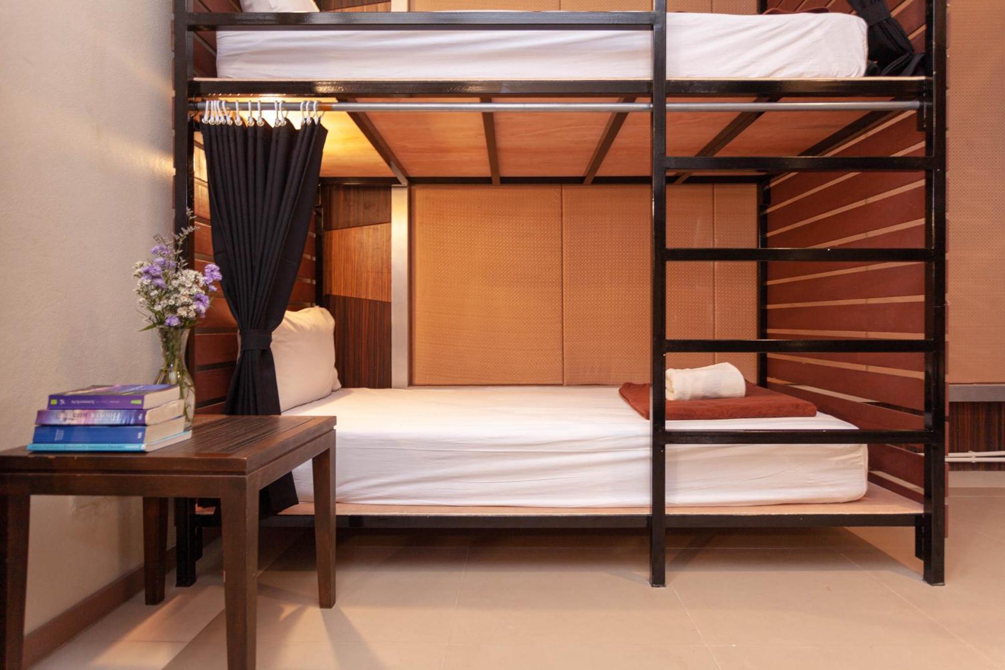 The Beachfront Hostel Amphoe Koksamui Exterior photo